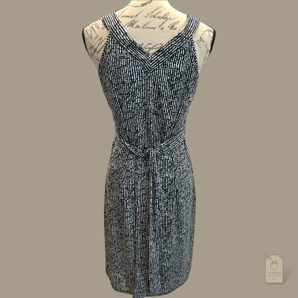Ann Taylor LOFT Petite 10P Sleeveless Dress Black White V-Neck Tie Back Midi - Picture 4 of 7